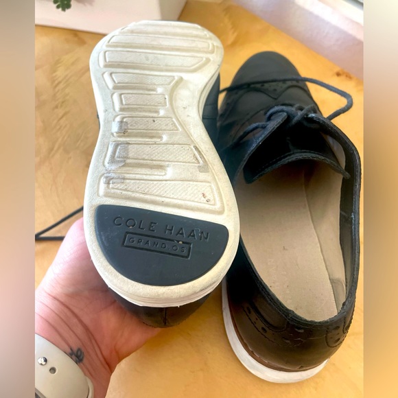 Cole Haan Original Grand Wingtip Oxford - Picture 4 of 4